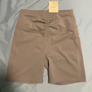 Gray Ultra High-Waisted Ruched Pureluxe Shorts Fabletics NWT